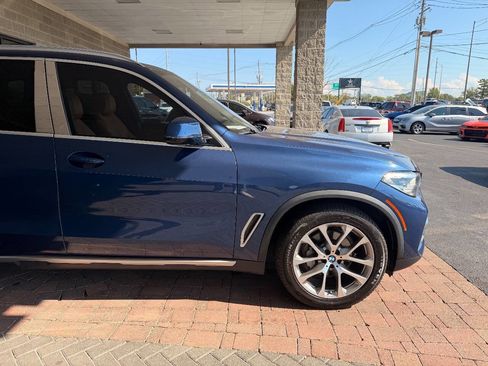 Used 2019 BMW X5 xDrive40i w/ Convenience Package image 11