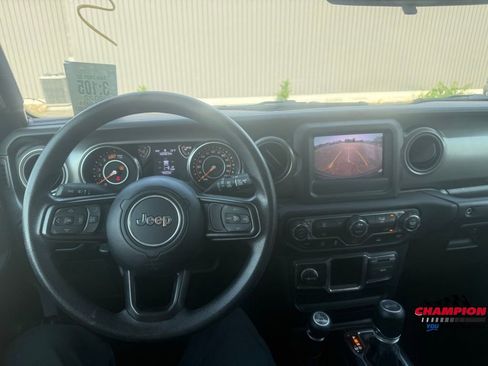 Used 2022 Jeep Wrangler Unlimited Sport image 13