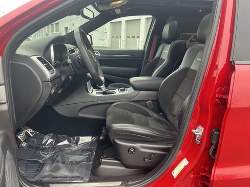 Used 2021 Jeep Grand Cherokee Trackhawk w/ Trailer Tow Group IV image 16