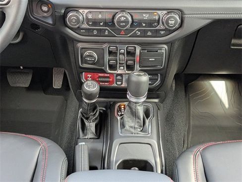 New 2026 Jeep Wrangler Unlimited Rubicon image 19