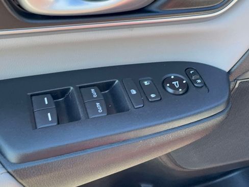 Used 2020 Honda CR-V EX-L image 19