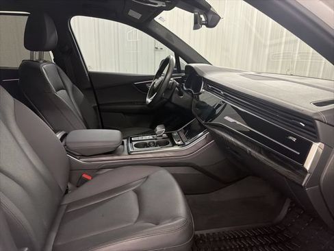 Used 2023 Audi Q7 2.0T Premium Plus AWD/4WD image 25