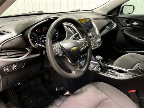 Used 2024 Chevrolet Malibu LT FWD image 14