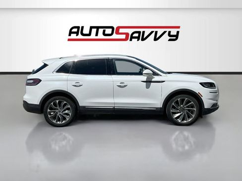 Used 2022 Lincoln Nautilus Reserve FWD image 8