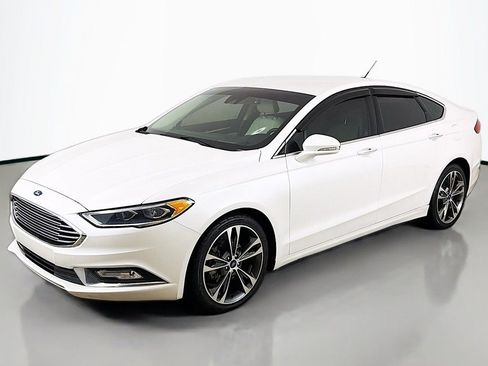 Used 2017 Ford Fusion Titanium image 9