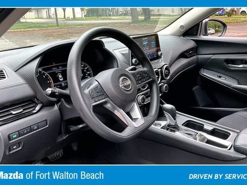 Used 2024 Nissan Sentra SV FWD image 14