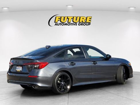 Used 2022 Honda Civic Sport image 4