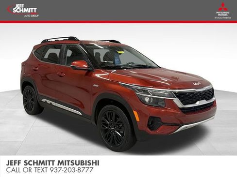 Used 2023 Kia Seltos Nightfall Edition image 1