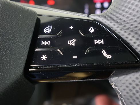 New 2025 Audi SQ5 Premium Plus image 33