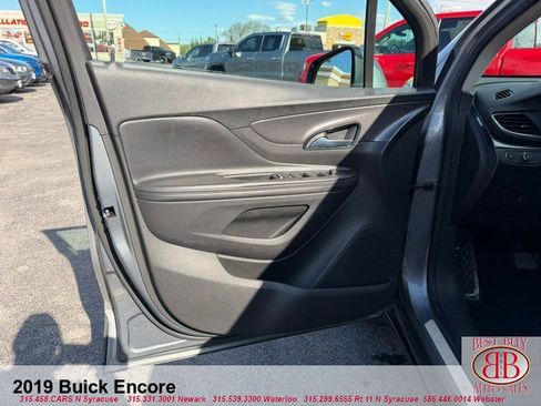 Used 2019 Buick Encore Preferred AWD/4WD image 17