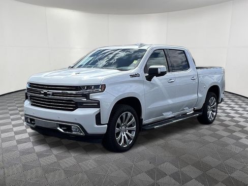 Used 2022 Chevrolet Silverado 1500 High Country w/ LPO, Dark Essentials Package AWD/4WD image 3