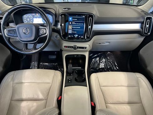 Used 2019 Volvo XC40 T5 Momentum AWD/4WD image 43