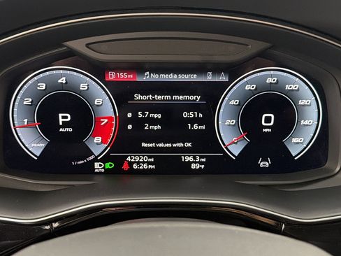 Used 2022 Audi SQ8 Prestige AWD/4WD image 24