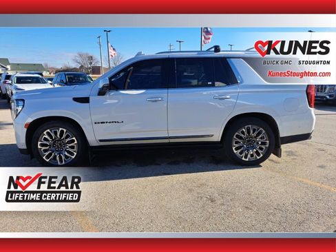 Used 2023 GMC Yukon Denali Ultimate w/ LPO, Floor Liner Package image 6