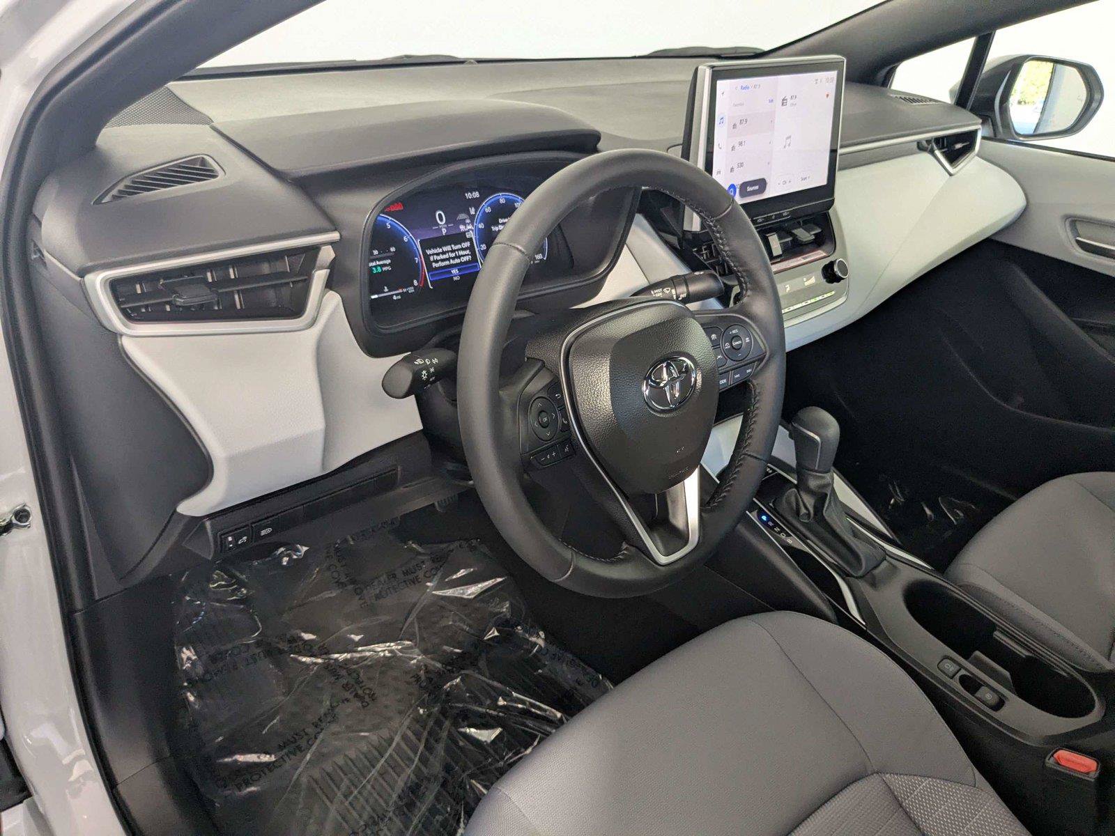 Certified 2026 Toyota Corolla SE w/ SE Package FWD image 11