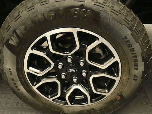 Certified 2022 Ford F150 XLT w/ Equipment Group 302A High image 9