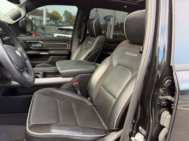 Used 2024 RAM 1500 Laramie AWD/4WD image 18