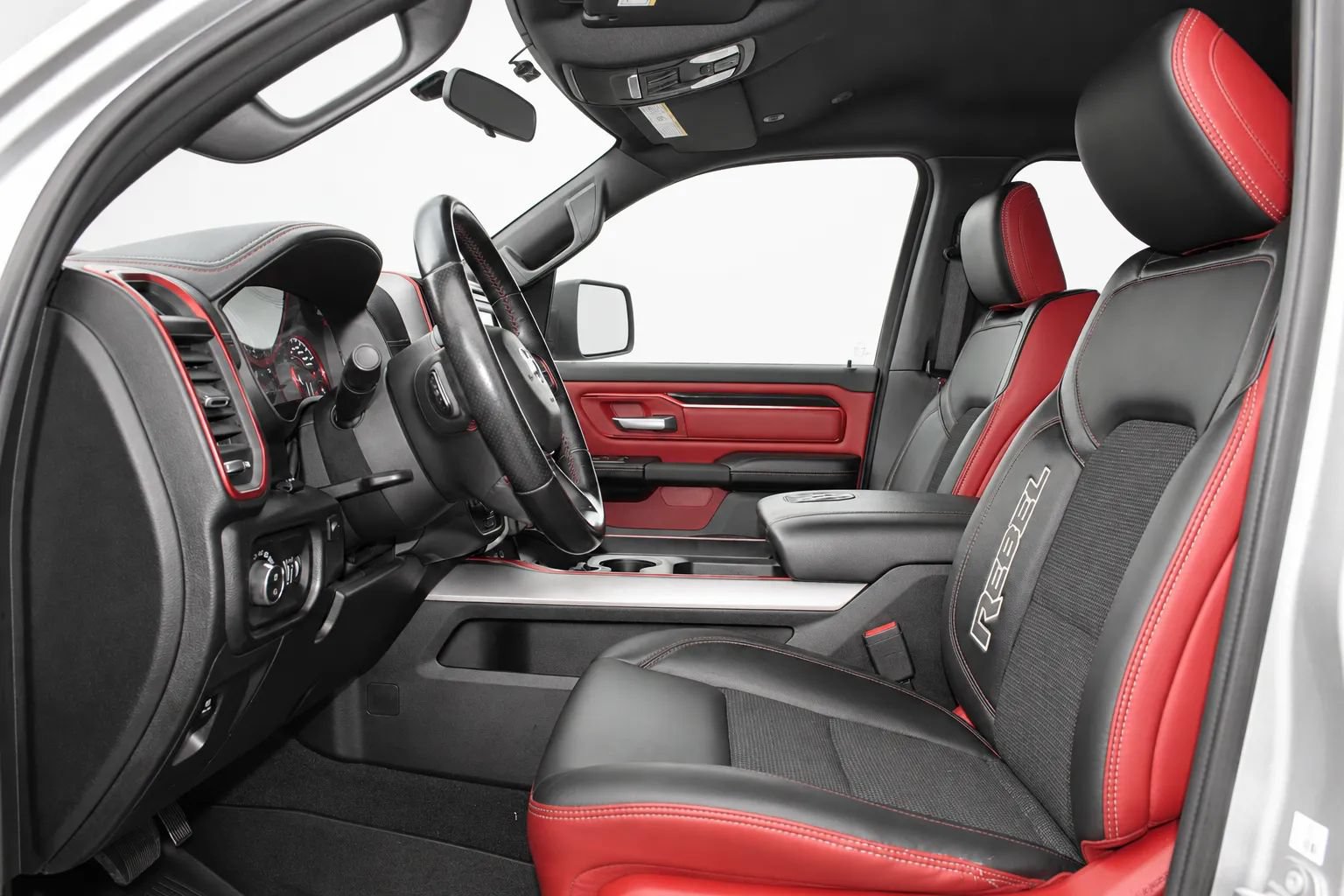 Used 2019 RAM 1500 Rebel AWD/4WD image 14