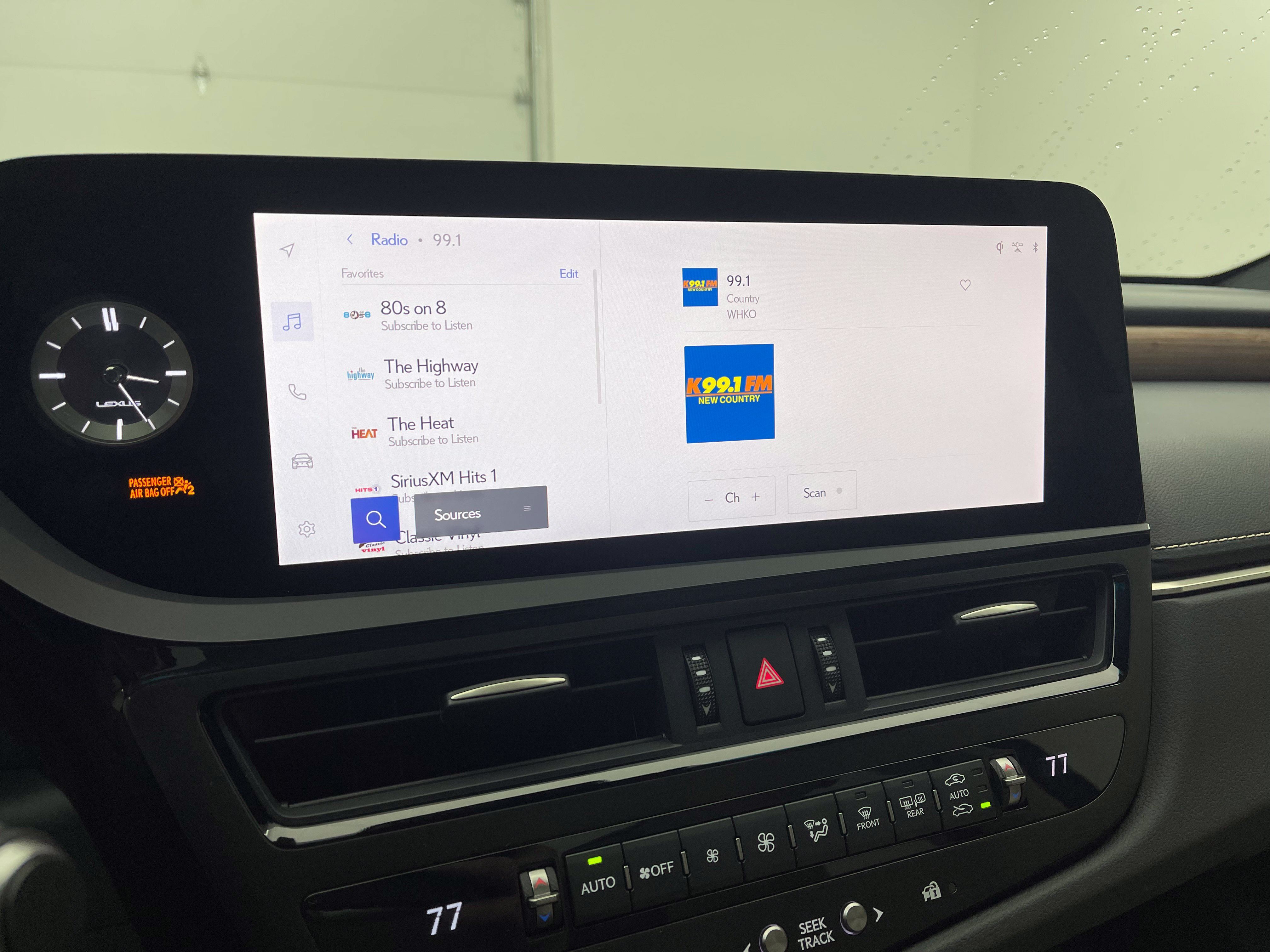 Used 2024 Lexus ES 350 Ultra Luxury w/ Accessory Package (Z2) FWD image 29