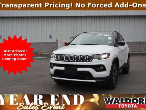 Used 2022 Jeep Compass Limited image 1