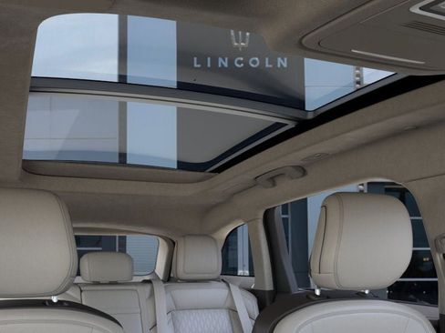 New 2025 Lincoln Nautilus Black Label w/ Jet Appearance Package image 22