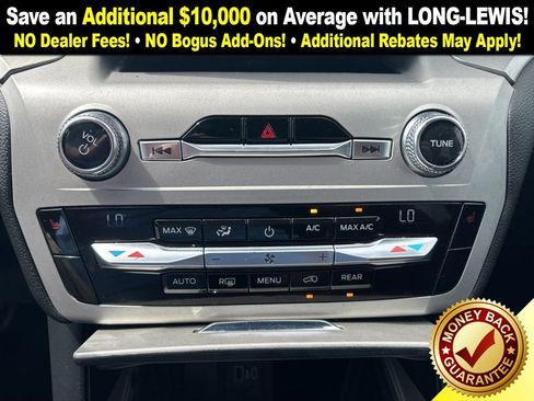 Used 2021 Ford Explorer XLT image 32