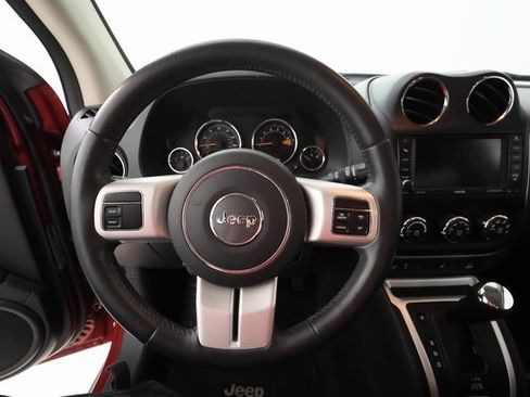 Used 2016 Jeep Compass High Altitude image 11