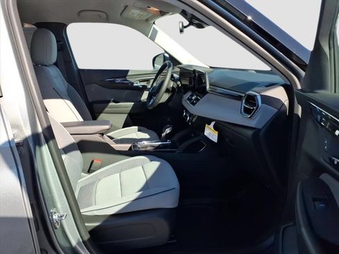 Used 2026 Chevrolet TrailBlazer LT w/ Convenience Package FWD image 10