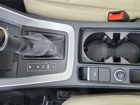 Used 2024 Audi Q3 2.0T Premium Plus image 49