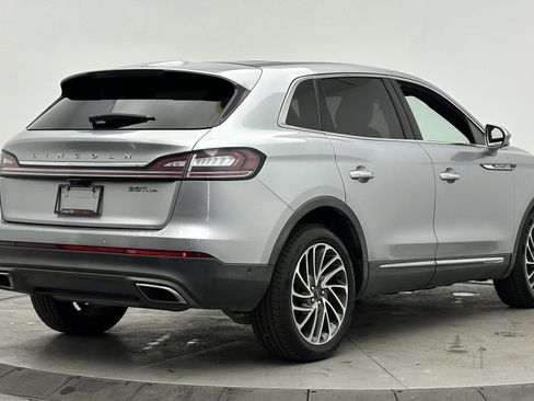 Used 2020 Lincoln Nautilus Reserve w/ Equipment Group 201A image 10