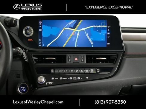 Used 2022 Lexus ES 300h F Sport image 29