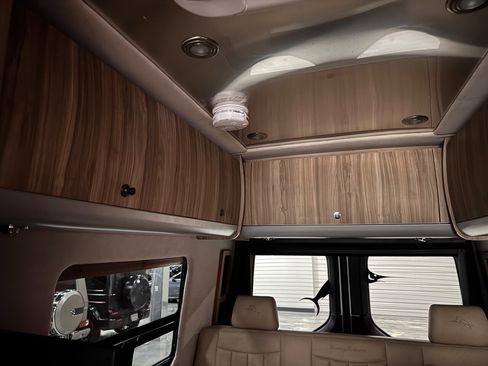 Used 2022 Mercedes-Benz Sprinter 3500 image 36