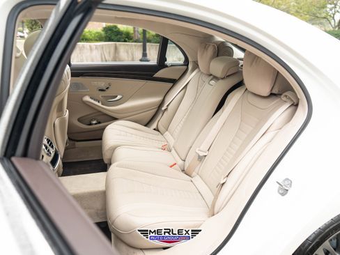 Used 2019 Mercedes-Benz S 560 Sedan image 20