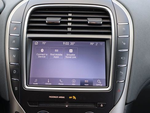 Used 2020 Lincoln Nautilus Reserve w/ Equipment Group 201A AWD/4WD image 10