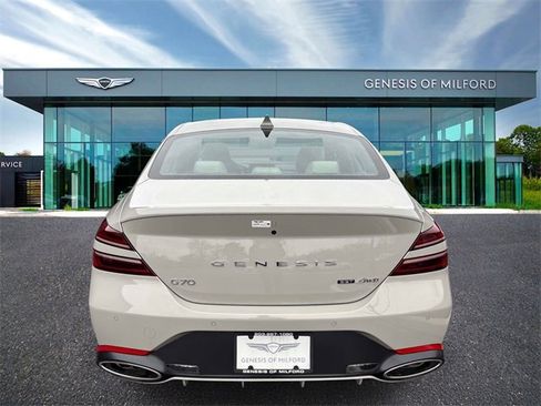 Used 2025 Genesis G70 3.3T Advanced w/ Sport Prestige Package image 7