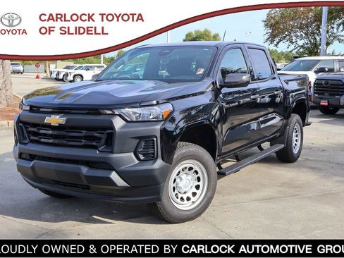Used 2025 Chevrolet Colorado W/T image 1