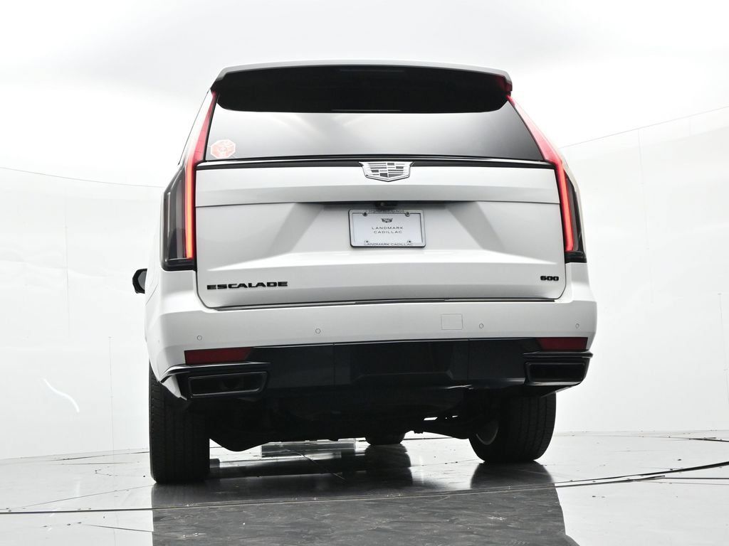 Used 2024 Cadillac Escalade Sport Platinum w/ LPO, ONYX Package AWD/4WD image 19