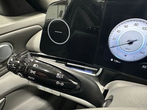 Used 2025 Hyundai Elantra SEL w/ Cargo Package image 21