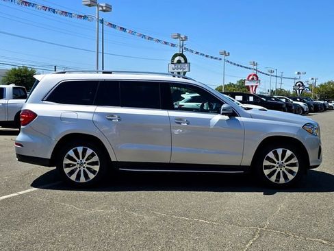Used 2017 Mercedes-Benz GLS 450 4MATIC image 8