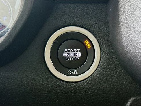 Used 2019 RAM 1500 Big Horn image 28