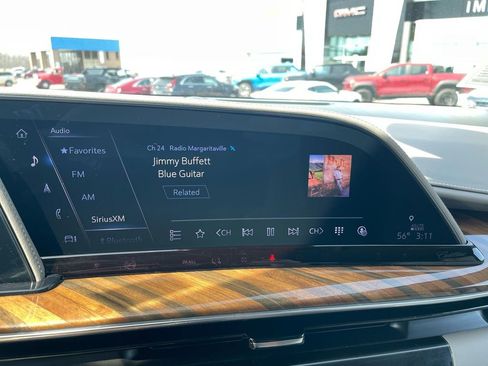 Used 2024 Cadillac Escalade Sport Platinum image 21