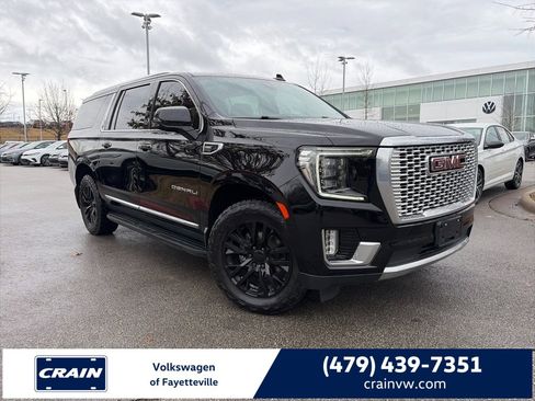 Used 2022 GMC Yukon XL Denali image 1