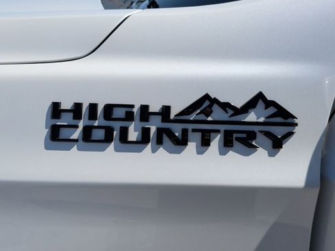 Used 2023 Chevrolet Tahoe High Country RWD image 47