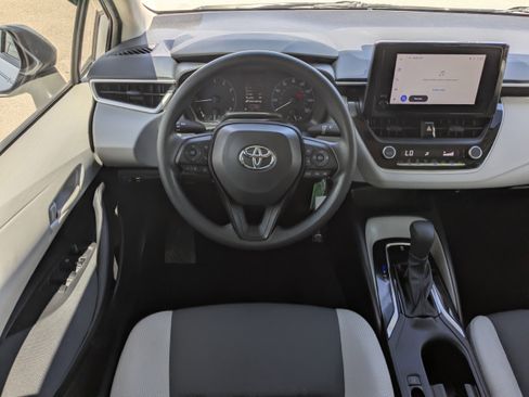 Used 2023 Toyota Corolla LE image 16