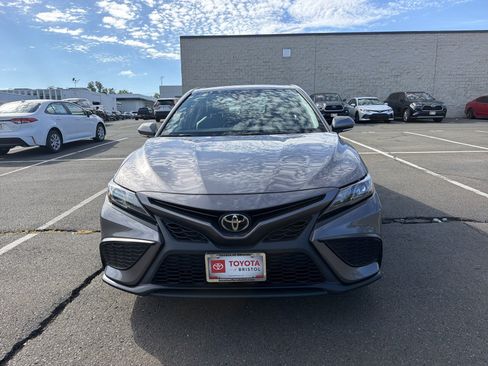 Used 2024 Toyota Camry SE w/ Cold Weather Package AWD/4WD image 2