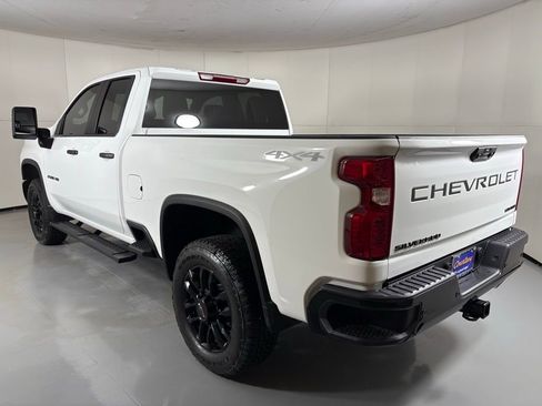 Used 2025 Chevrolet Silverado 2500 Custom w/ Custom Value Package image 7