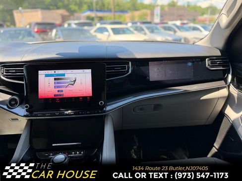 Used 2022 Jeep Wagoneer Series I w/ Convenience Group I AWD/4WD image 30
