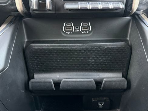 Used 2020 RAM 1500 Laramie image 33