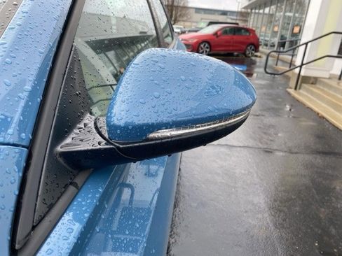 Used 2025 Volkswagen Jetta GLI Autobahn image 9