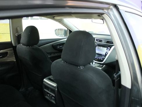Used 2018 Nissan Murano SV AWD/4WD image 12
